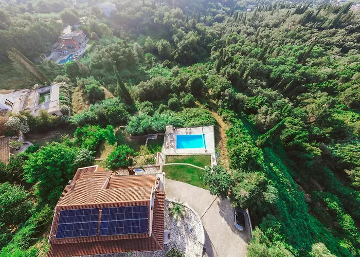 Villa Kira