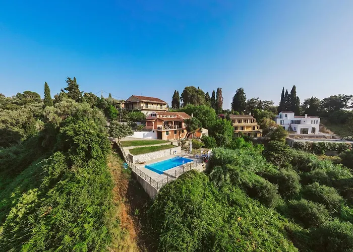 Villa Kira